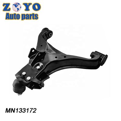 V9 W δεξί μπροστινό κάτω βραχίονα ελέγχου για Mitsubishi Montero EUR Precision Engineered